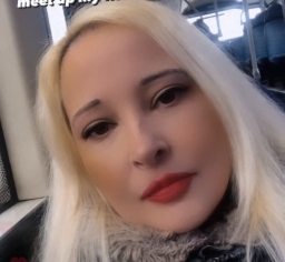 lauras74